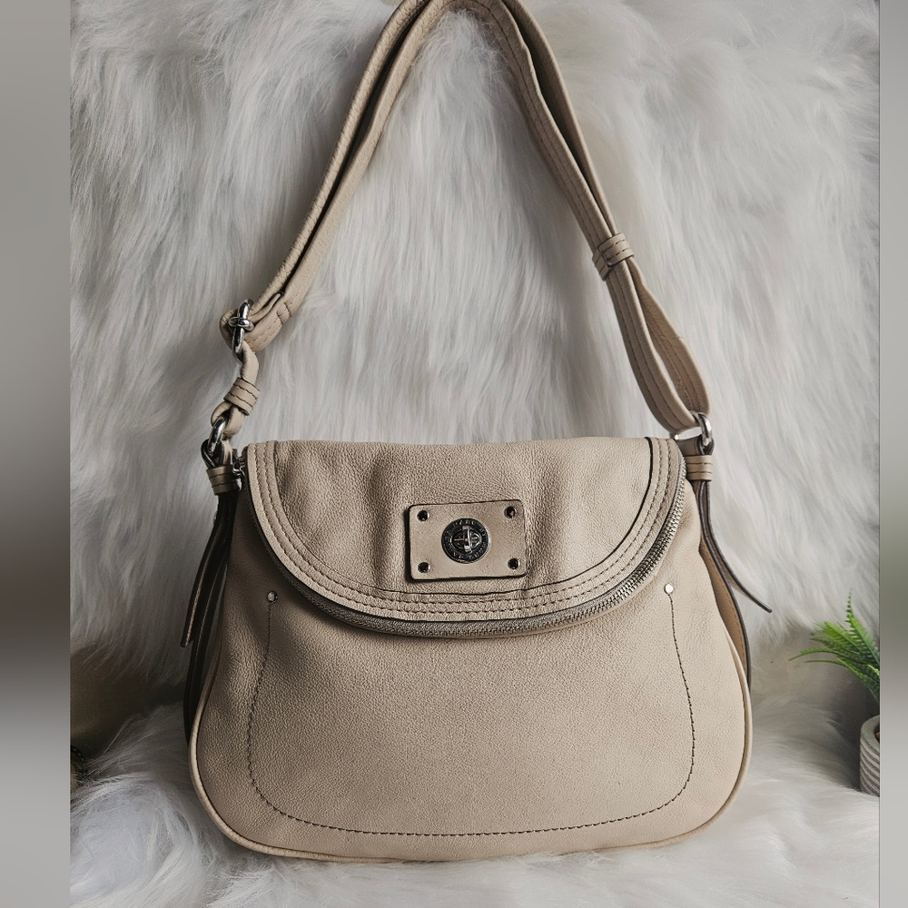 Marc Jacobs Cream Leather Shoulder/Crossbody Bag